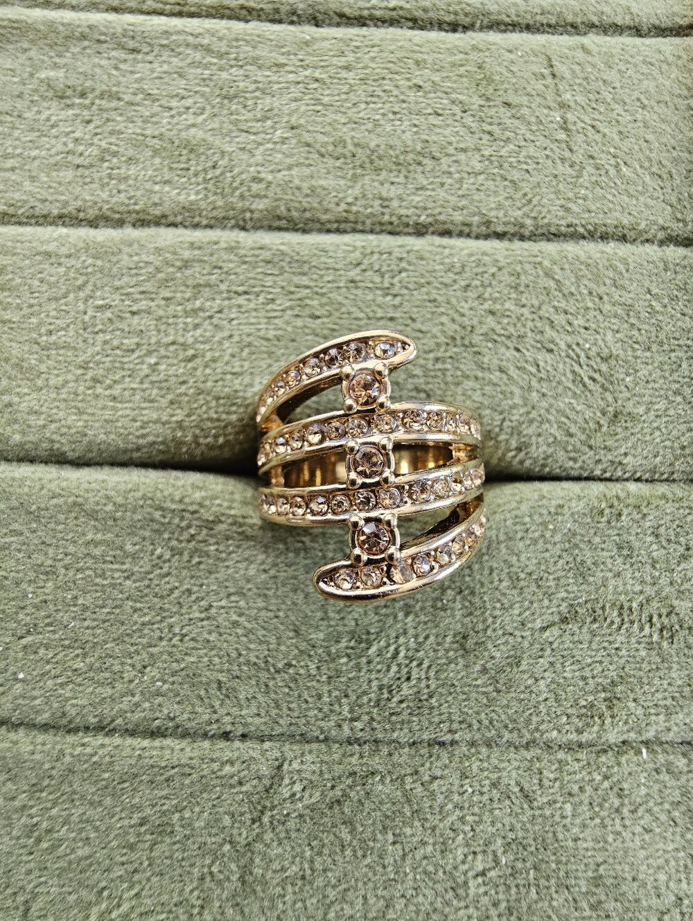 Avon Ring Size 6
